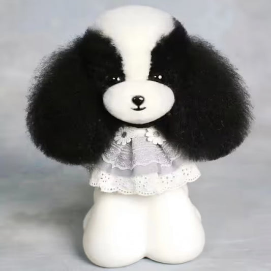 Teddy bear fur, black and white – ears down